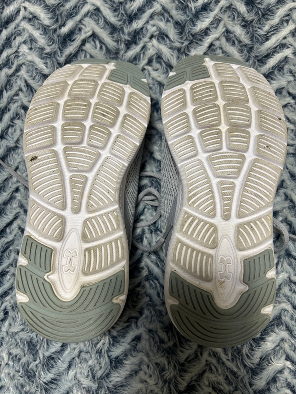 Women’s Under Armour Charged Impulse Sneakers Athletic Shoes - Picture 10 of 10